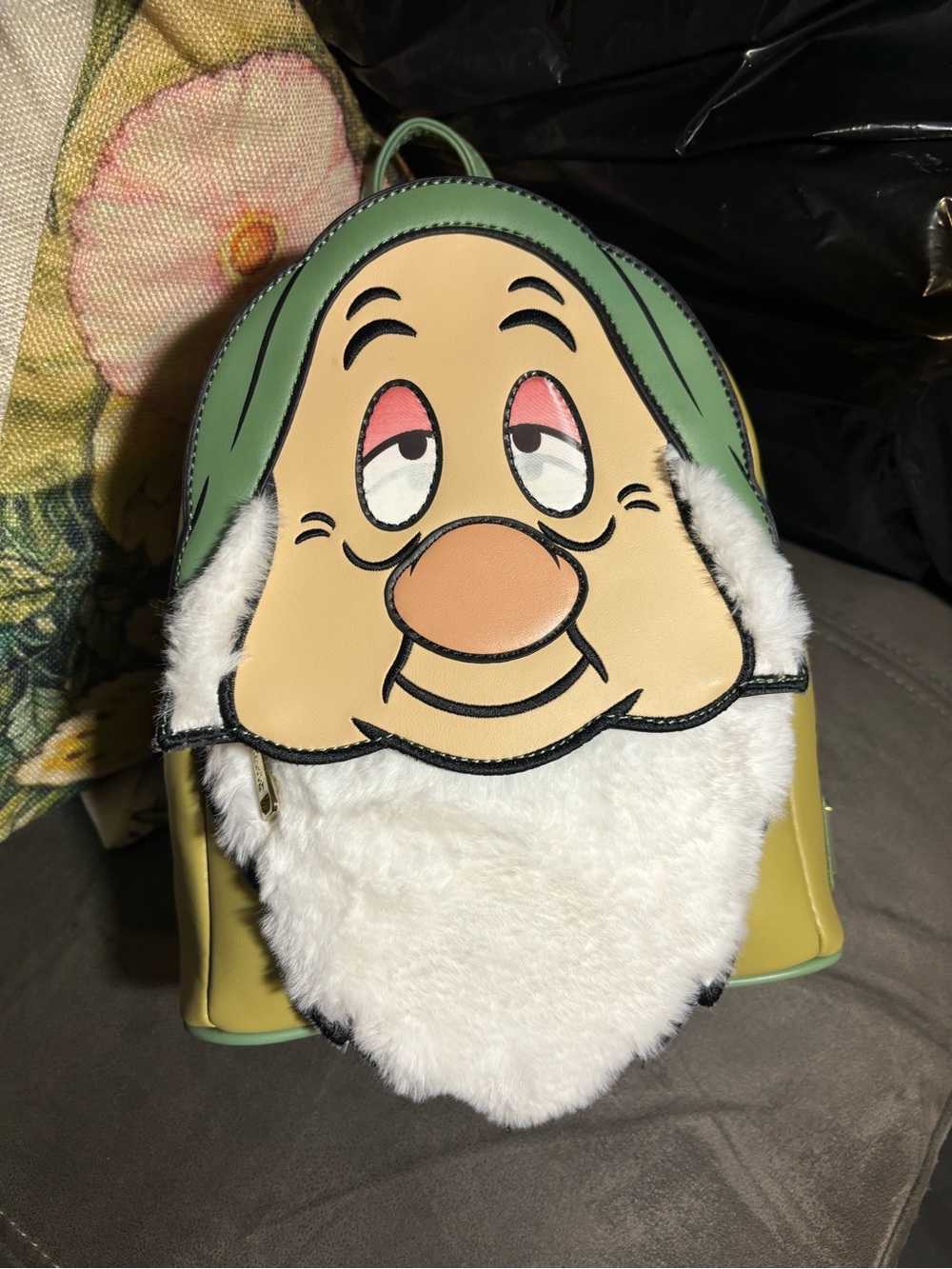 Loungefly Snow White and the Seven Dwarfs Sleepy Lenticular Mini Backpack